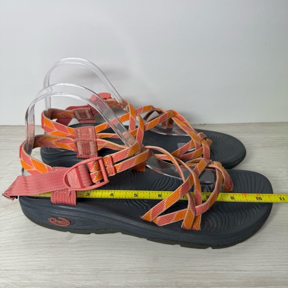 Chaco Z/Volv X2 Sandals Multicolor Adjustable Strap Toe Loop Women's Size 10 - Picture 3 of 6